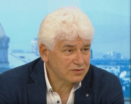 Проф. Пламен Киров: Има юридическо основание за импийчмънт на президента