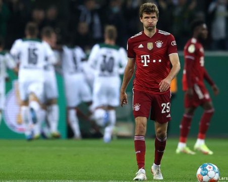 Загубата с 0:5 от Гладбах е най-тежкото поражение на Байерн Мюнхен от 43 години насам