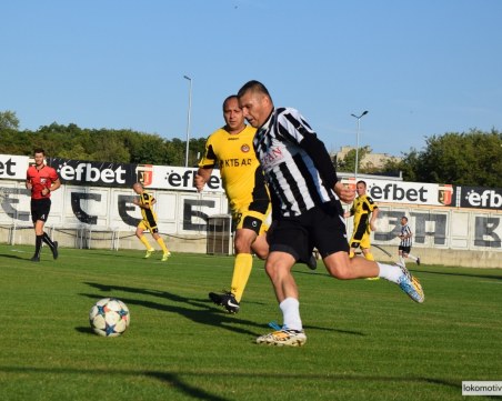 Ботев и Локо продължават напред в първенството за ветерани