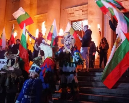 Антихелоуин акции в защита българските традиции се проведоха у нас