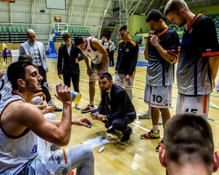 Баскетболният Академик ще покаже купите от Балканската лига и третото място в НБЛ на мача с Балкан