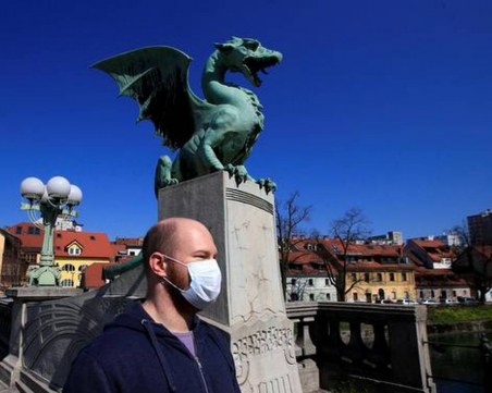 Рекорд по заразени  с COVID-19 в Словения, 42% от тестовете са положителни