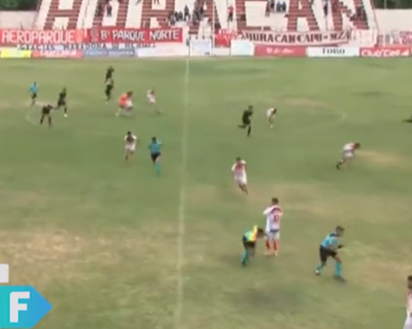 Простреляха треньор в Южна Америка по време на футболен мач