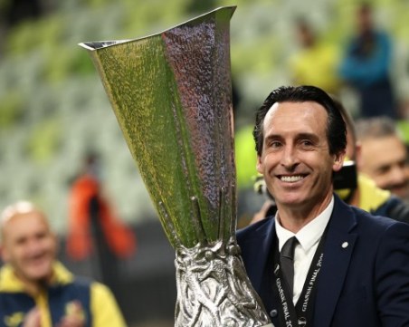 Унай Емери поема Нюкасъл