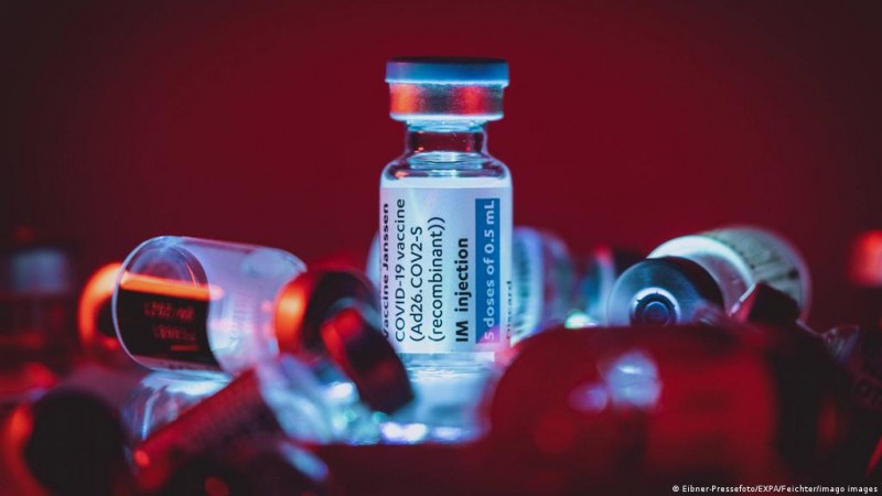 Германия отчита ръст на заразените, властите препоръчват реимунизация с Janssen