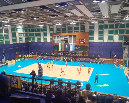 Силен Хебър се справи с Олимпиакос и е на само крачка от групите на Шампионската лига