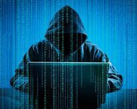 Задържани са двама хакери източили 2 млн. лв с фишинг имейли