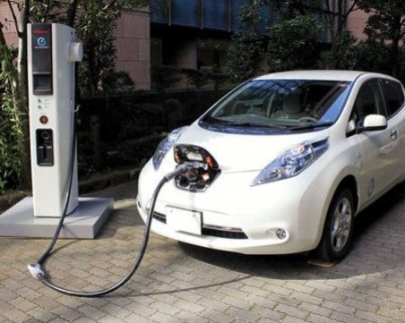 Обмислят субсидия за закупуване на електромобили у нас