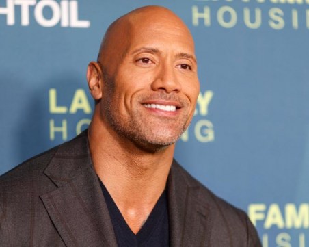 Скалата се обяви против използването на истински оръжия във филмите