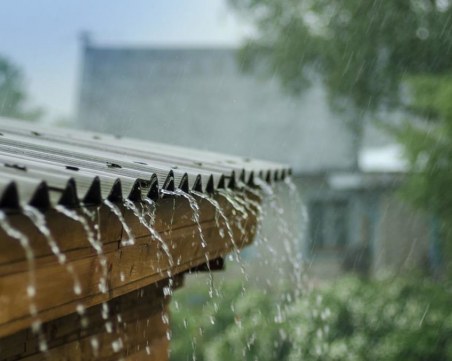 Има ли опасност от киселинен дъжд заради вулканичен облак над Балканите