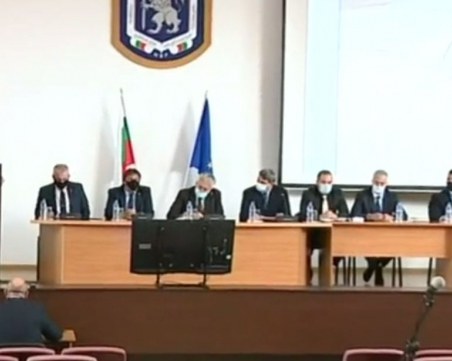 МВР: Изплащали са се милиони на кухи фирми за АМ 