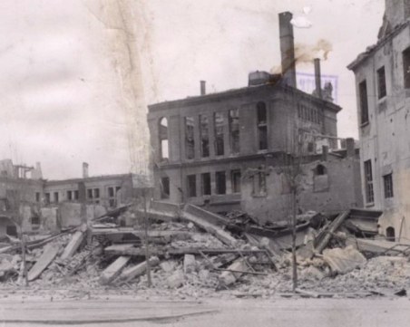 На този ден: Британски самолети бомбардират Пловдив