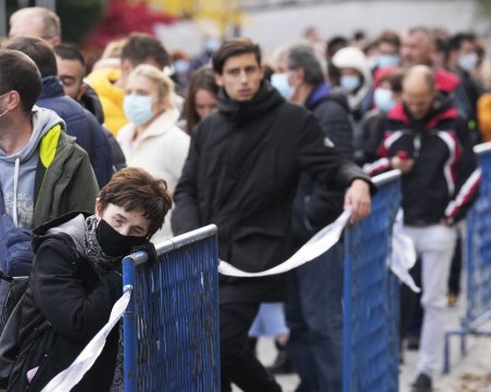 Рекорден брой заразени в Хърватия, затягат мерките