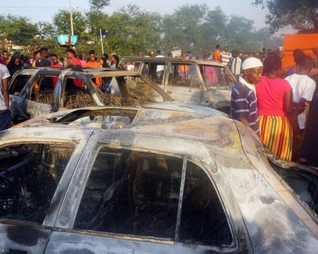 Взрив на цистерна уби над 90 в Сиера Леоне