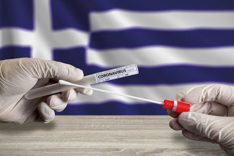 Нови ограничения за неваксинирани влизат в сила от днес в Гърция