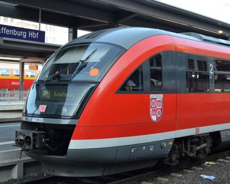 Полицията в Германия с позиция за вчерашното нападение с нож във влак