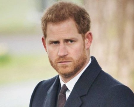 Принц Хари се завръща във Великобритания, но без Меган