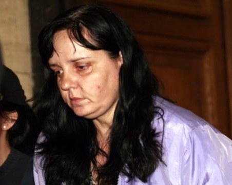 18 години затвор за акушерката, опитала да убие бебе