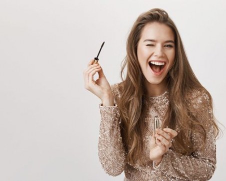 Как да поставим спирала на миглите си като професионални гримьори