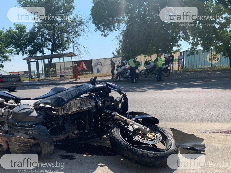 Катастрофа с мотор в Асеновград! 24-годишна жена е в болница