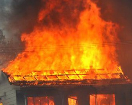 Арестуваха пловдивчанин, подпалил къща в Кършияка