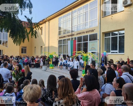 Директорите в образованието ще си разделят над 6 млн. лв. допълнителни възнаграждения