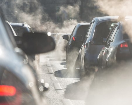 Официално: До 2040 г. спират продажбата на превозни средства с двигатели с вътрешно горене