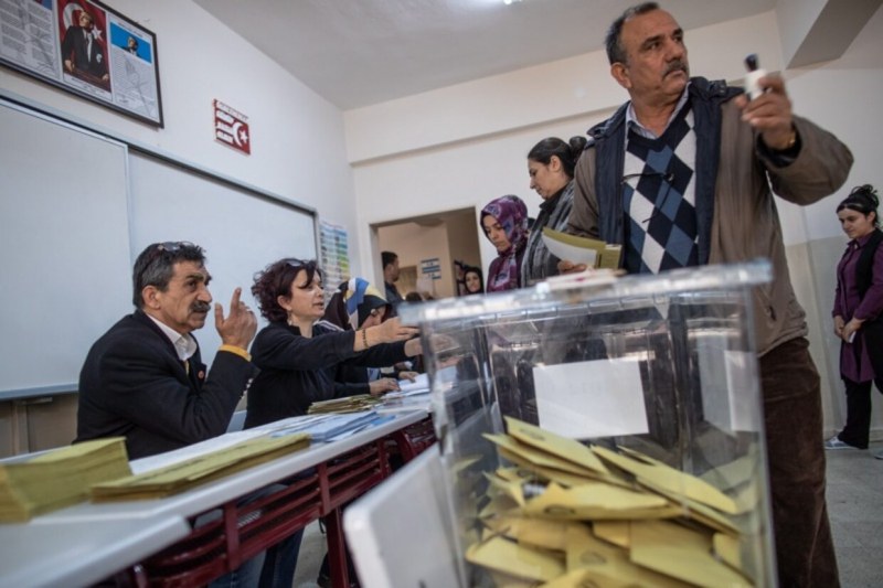 300 000 души в Турция имат право на глас за изборите в България – най-много секции са разкрити там