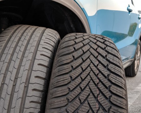 АПИ: Републиканските пътища вече са в режим на зимно поддържане. Шофьорите да подготвят автомобилите!