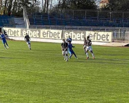 Дубълът на Локо загуби гостуването си на Несебър