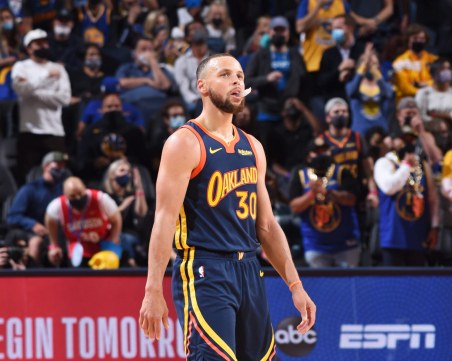 Петте най-добри играчи на НБА от тройката