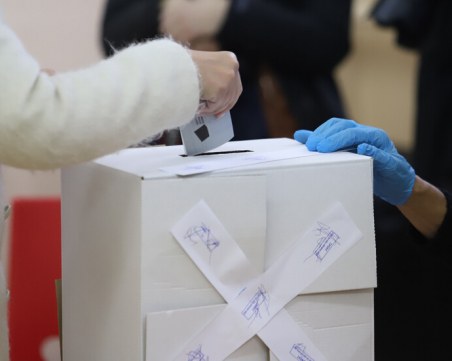 Малко над 25% е избирателната активност към 16 часа