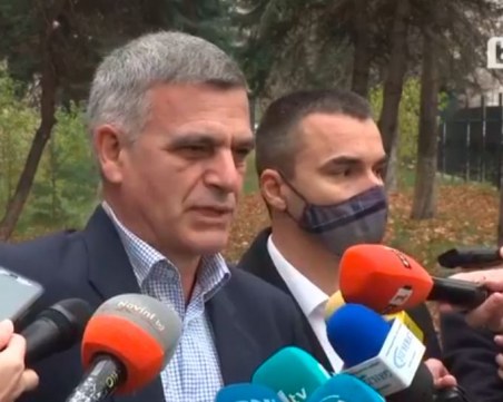 Стефан Янев: Спекулира се с машинния вот, създава се напрежение у гласоподавателите