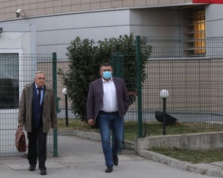 Младен Маринов: Нямам връзка с Митьо Очите