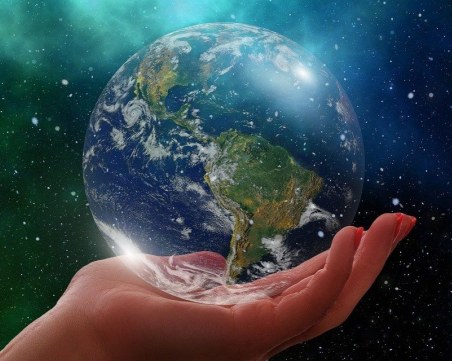 Планетата е в твоите ръце: 14 елементарни начина да помогнете за опазването ѝ