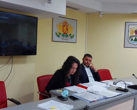 Обществено обсъждане на предложение за поемане на нисколихвен общински дълг се проведе в  Oбщина 