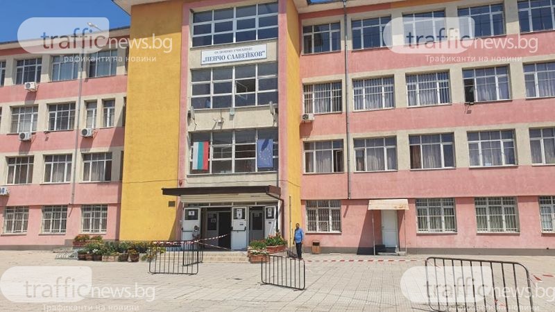 Смут и страх в Столипиново: Масово бойкотират образованието, твърдо отказват ваксинация