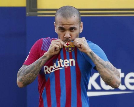 Най-интересните клаузи в договора на Дани Алвеш - контрактът до края на сезона и с откупна клауза от 100 млн.