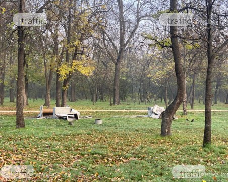 Отново: Изпотрошиха барбекютата в Лаута, на място има полиция