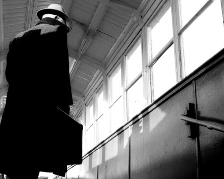 Шпионите от Военно разузнаване, изнасяли секретни данни за Русия, се изправят пред съда