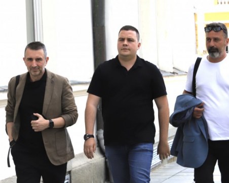 Двама от сценаристите на ИНТ отказаха депутатските си места в следващия парламент