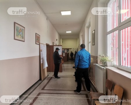 15,5% е избирателна активност, почти двойно по-нискa с последния балотаж