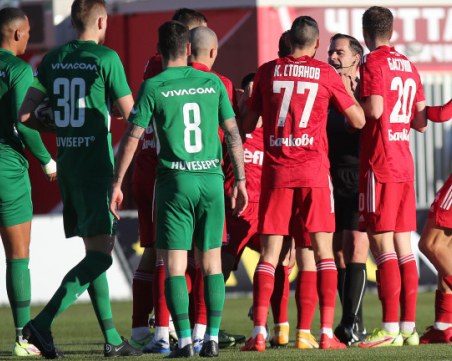 ЦСКА 1948 удари Лудогорец, нанесе им в тора загуба в шампионата