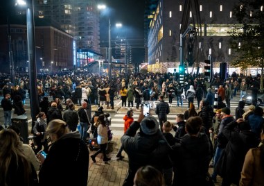 Трета поредна нощ на протести срещу COVID мерките в Нидерландия