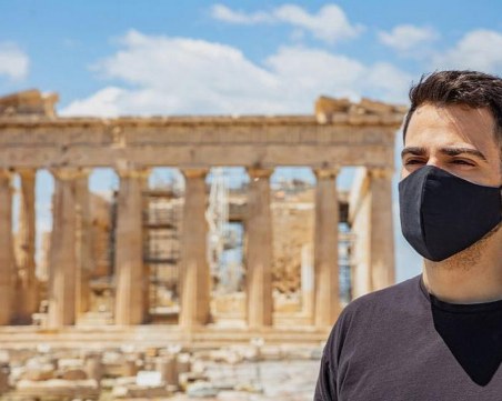 Още по-строги мерки за неваксинираните в Гърция