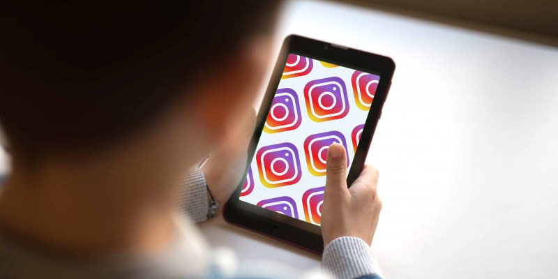 САЩ разследват как Instagram насочва определено съдържание към деца, което