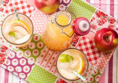 Ябълковата лимоната с джинджифил е вкусна напитка подходяща за всеки