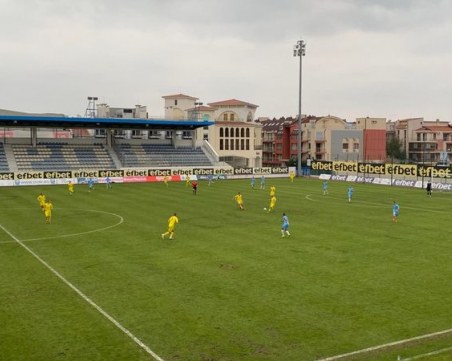 Марица загуби край морето в голова драма