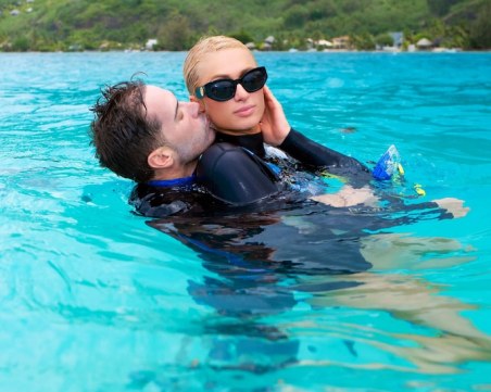 Парис Хилтън на меден месец в Бора Бора