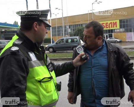 Петима преспаха в ареста след полицейски проверки в Пловдив и областта